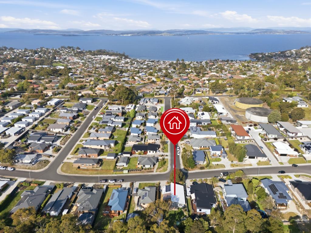 1 Sandstone Gr, Blackmans Bay, TAS 7052