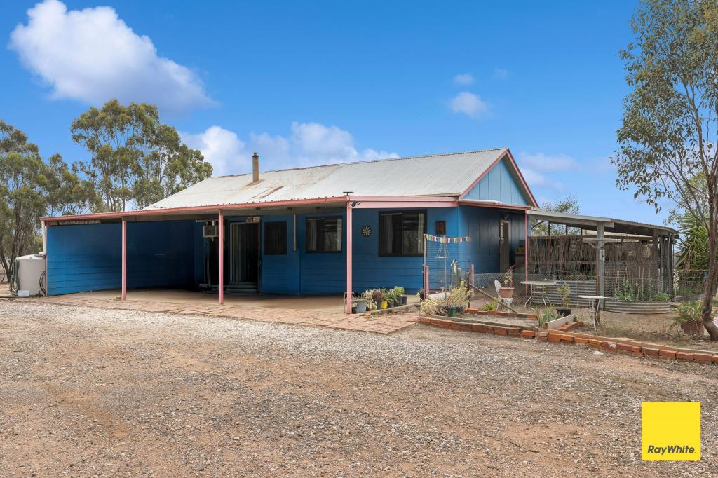 7064 PYRENEES HWY, AVOCA, VIC 3467