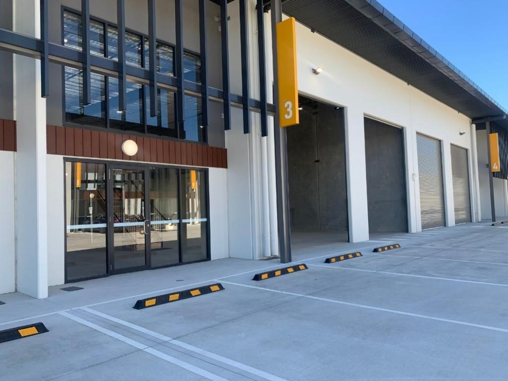 3&4/3 WHARF ST, CABOOLTURE, QLD 4510