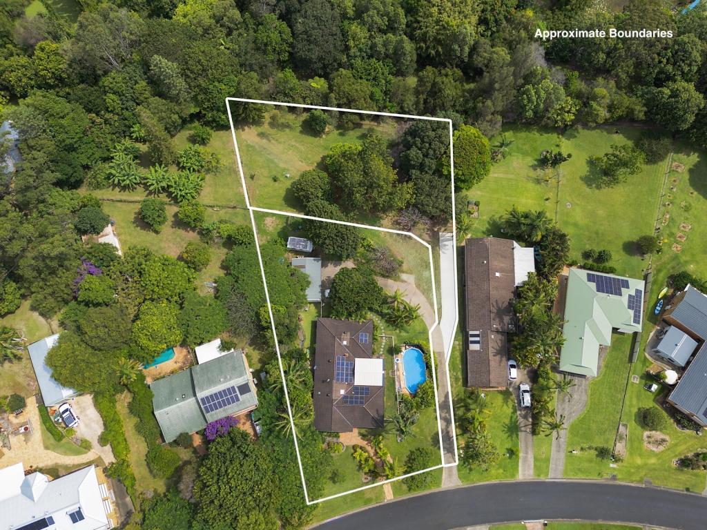 8 Sea Breeze Pl, Boambee East, NSW 2452