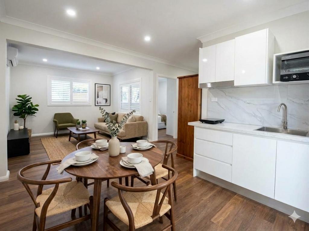 Grannyflat/16b Miretta Pl, Castle Hill, NSW 2154
