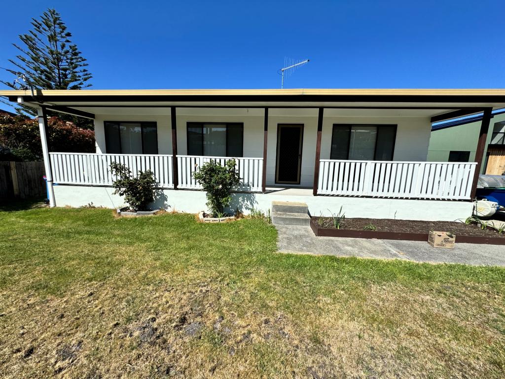 93 Scamander Ave, Scamander, TAS 7215