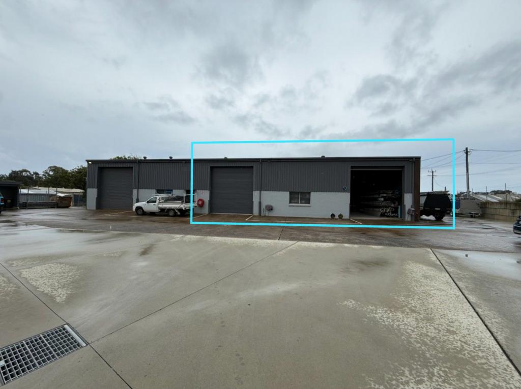 BAYS 1-2/19 BOSWORTH RD, WOOLGOOLGA, NSW 2456