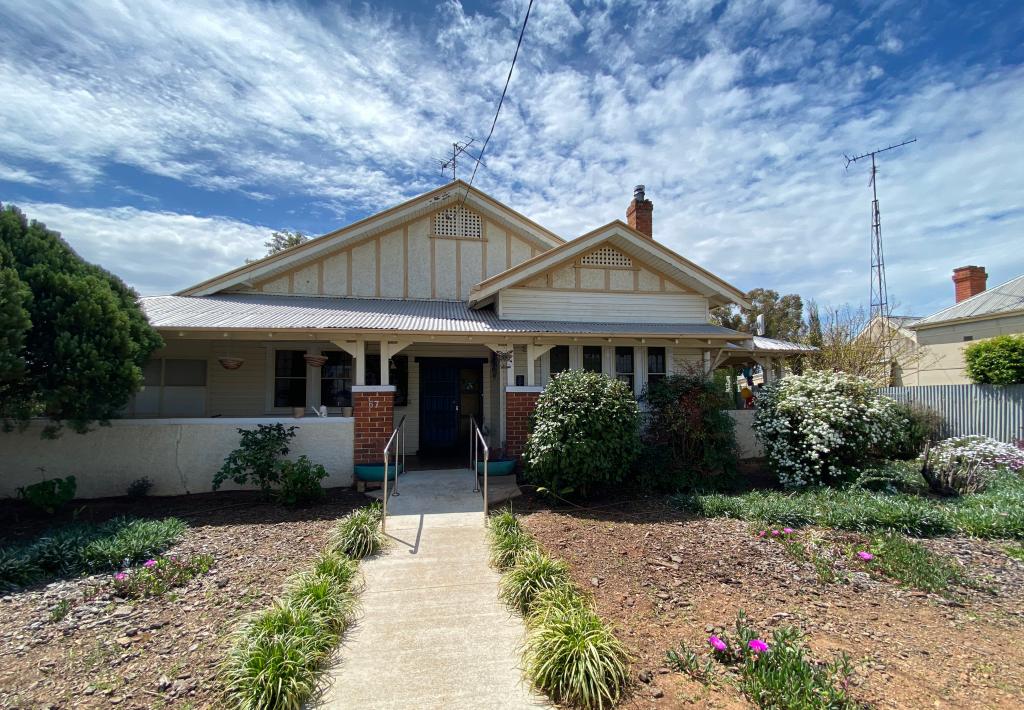 67 Hebden St, Lockhart, NSW 2656