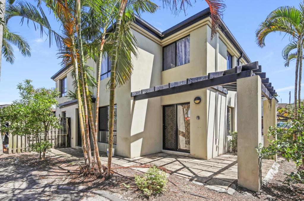 3/189 Scarborough St, Southport, QLD 4215