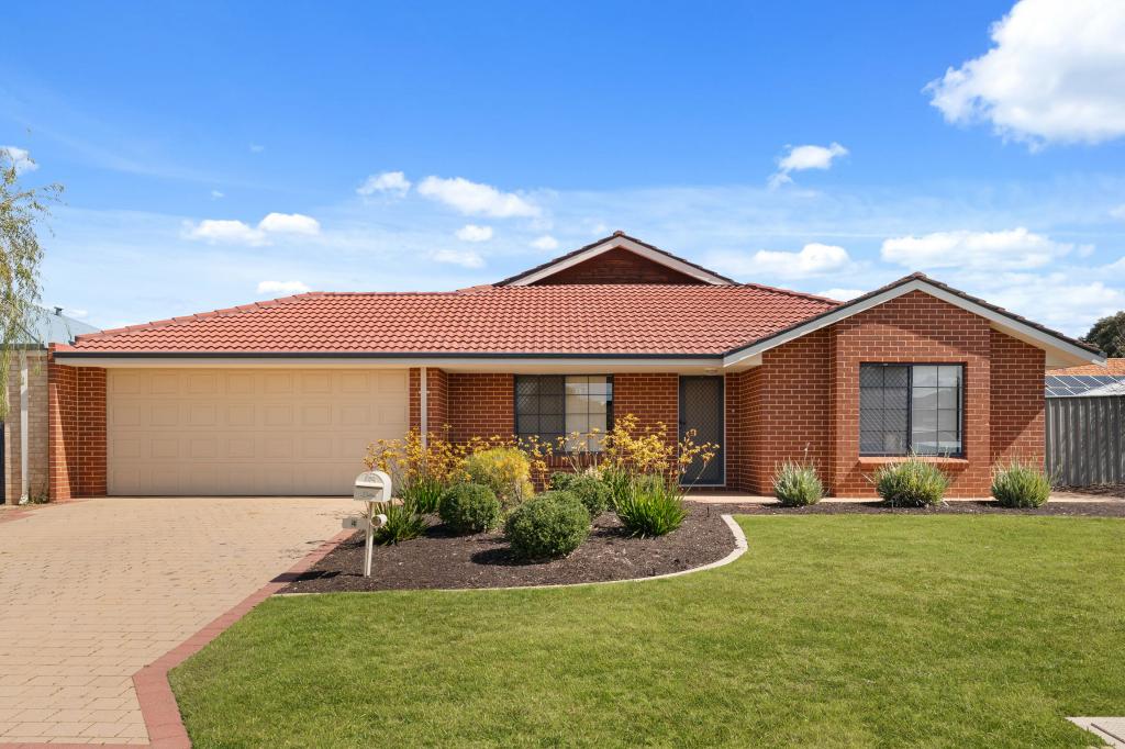 4 OXENHOLME WAY, WAIKIKI, WA 6169