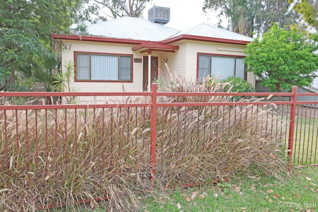 121 ANSON ST, BOURKE, NSW 2840