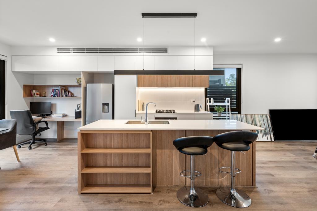 15/492-494 PASCOE VALE RD, STRATHMORE, VIC 3041