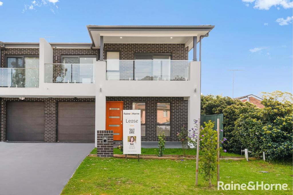 6c Pardalote St, Ingleburn, NSW 2565
