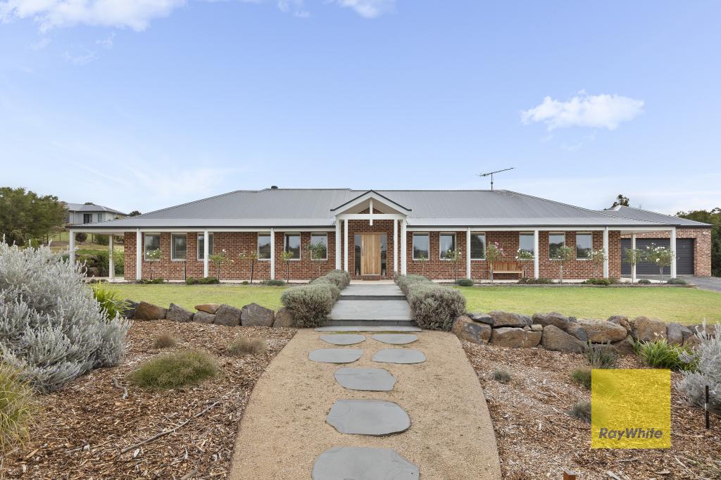 7 Dinnys Lane, Batesford, VIC 3213