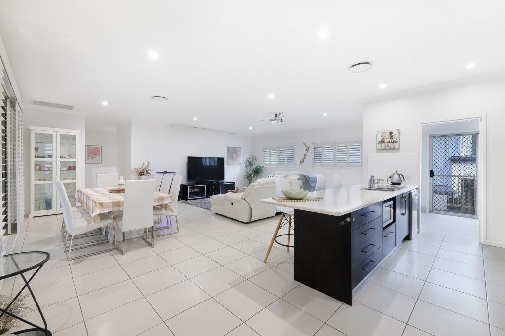 10 Wright Ct, Upper Coomera, QLD 4209