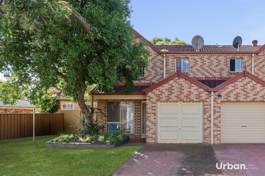 4b Azalea Pl, Macquarie Fields, NSW 2564