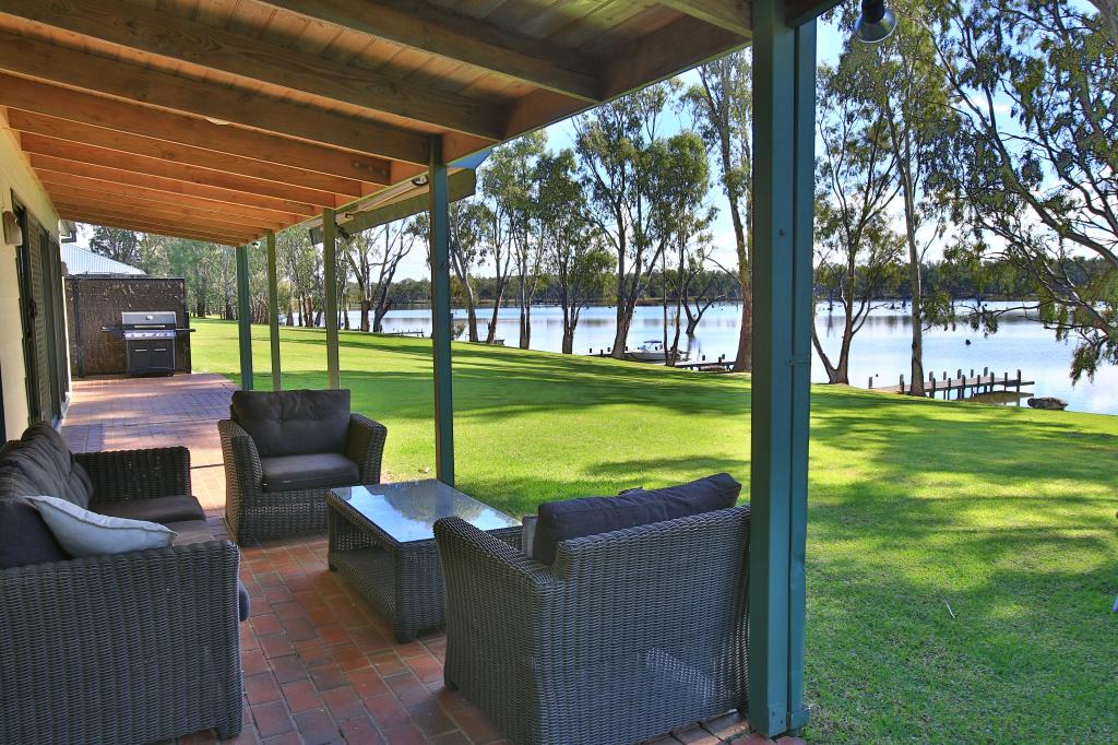 20 Lakeside Dr, Bundalong, VIC 3730