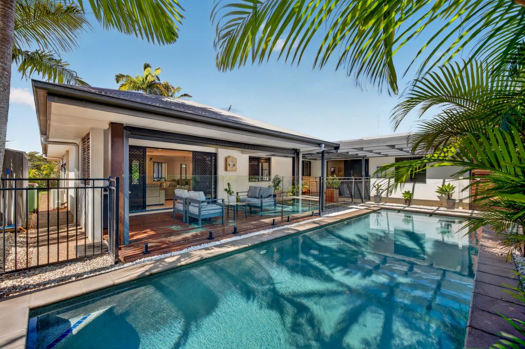 44 Habitat Dr, Redland Bay, QLD 4165