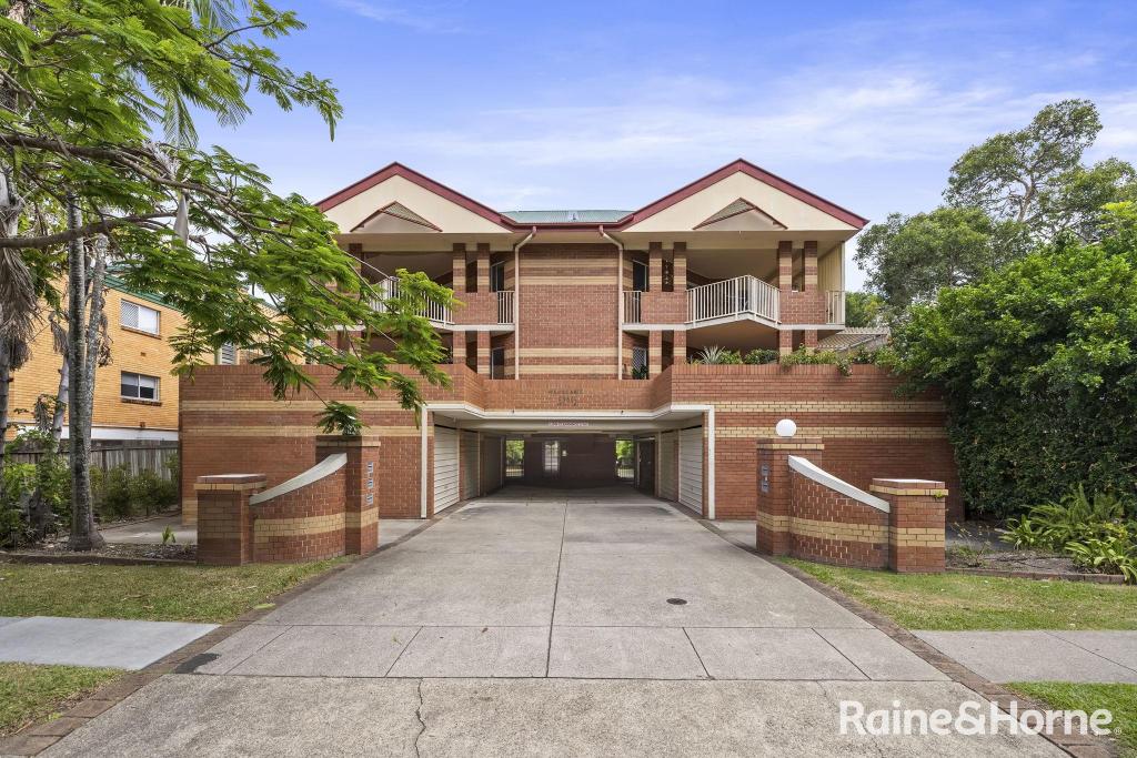 2/105 MACQUARIE ST, ST LUCIA, QLD 4067