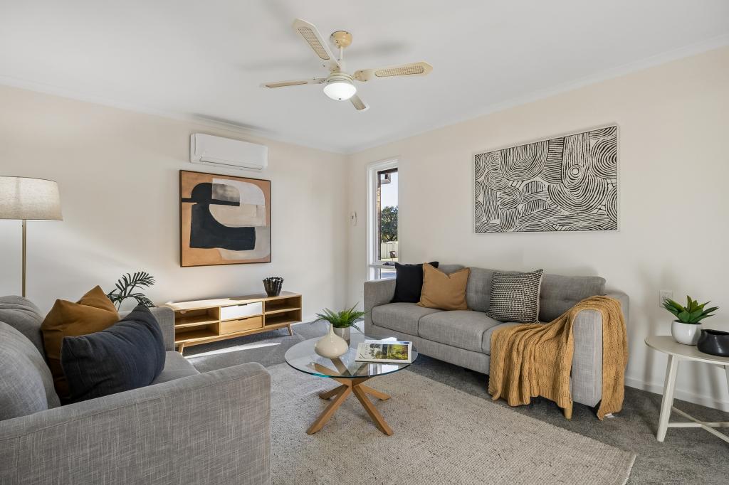 4 SEEGER DR, MORPHETT VALE, SA 5162