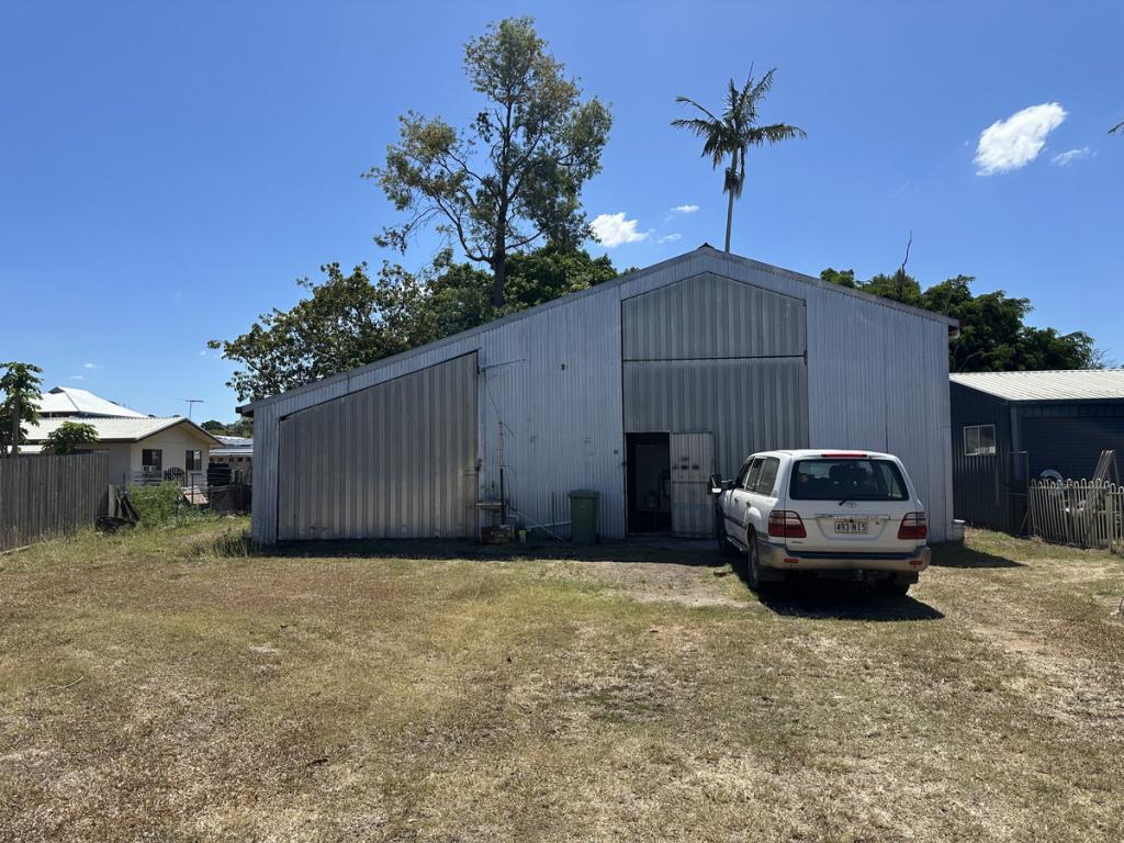 2 Barbara St, Mirani, QLD 4754