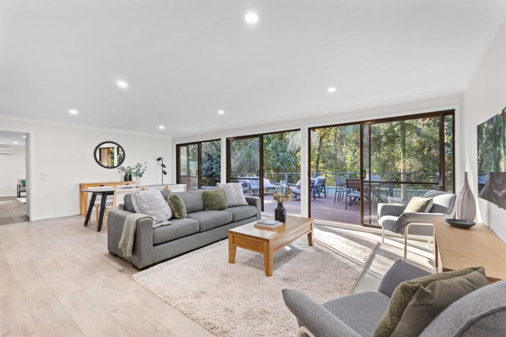 14 Flame Tree Pl, Cherrybrook, NSW 2126