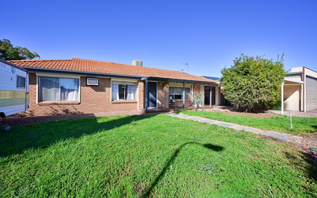 27 Abraham Dr, Whyalla Stuart, SA 5608