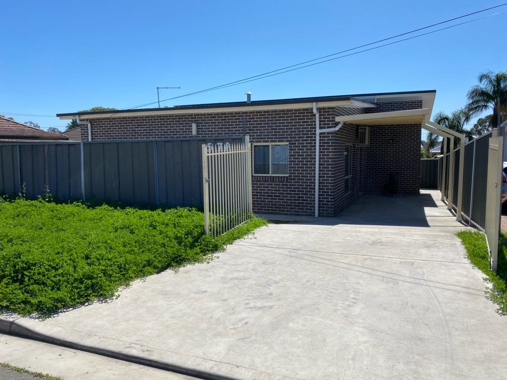 57A DUBLIN ST, SMITHFIELD, NSW 2164