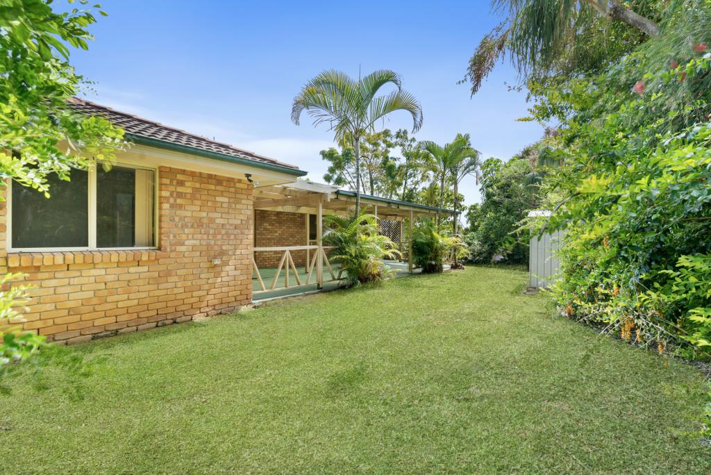 9 Honeymyrtle Dr, Banora Point, NSW 2486