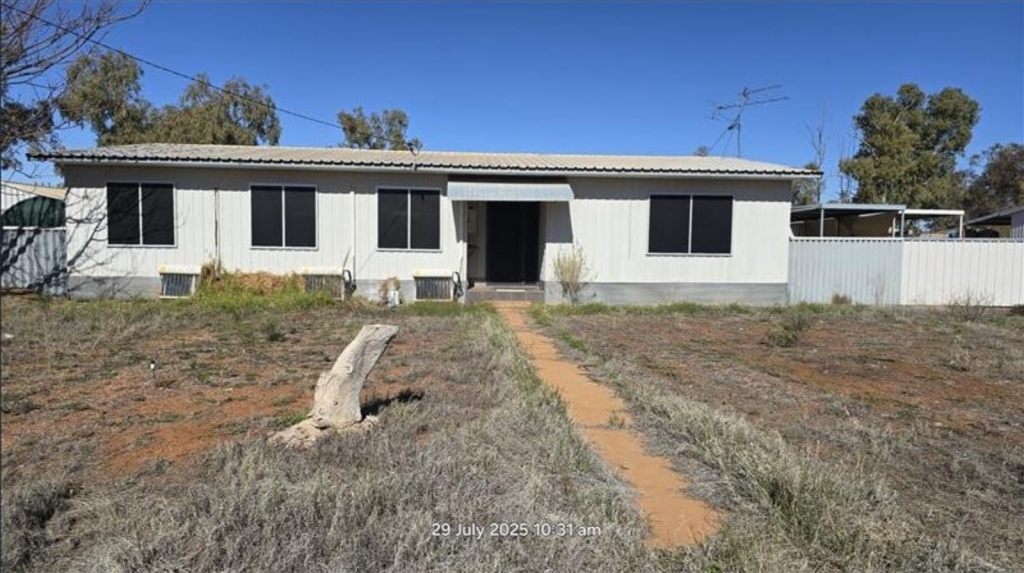 5 Dowden Pl, Mount Magnet, WA 6638