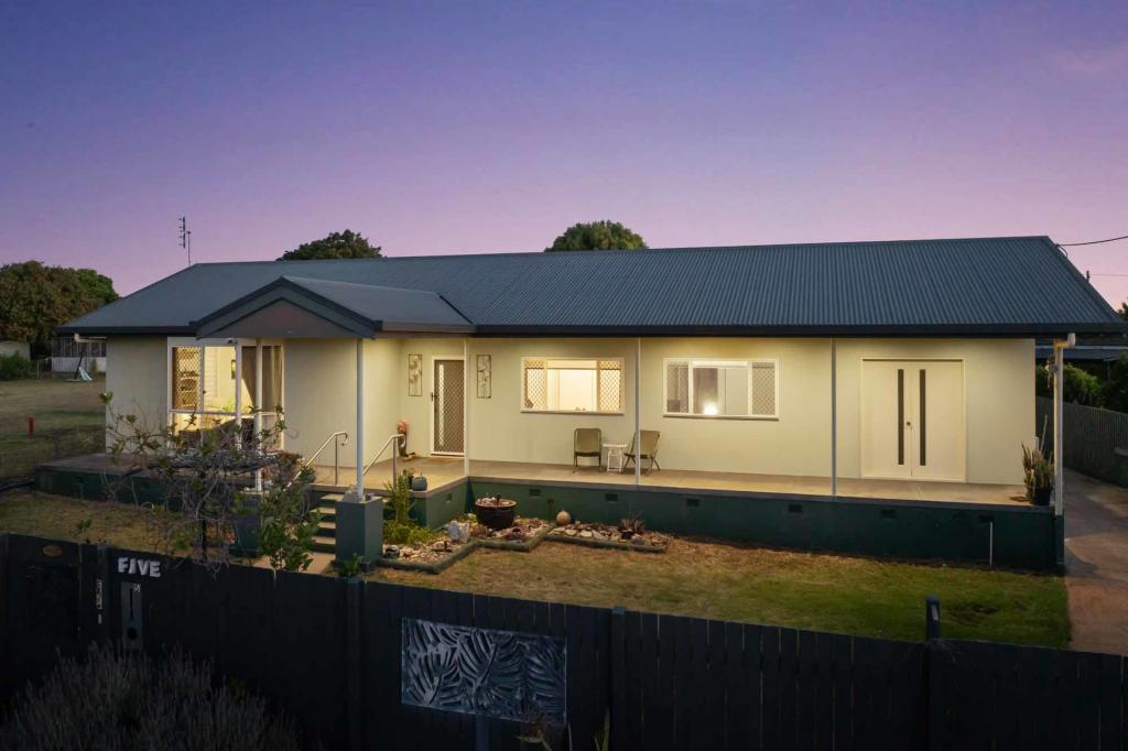 5 WALKER ST, HARRISTOWN, QLD 4350