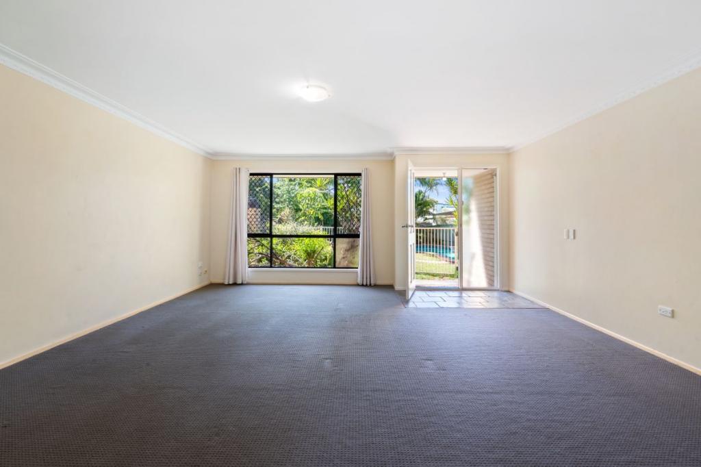 11 Sequana Ave, Mermaid Waters, QLD 4218