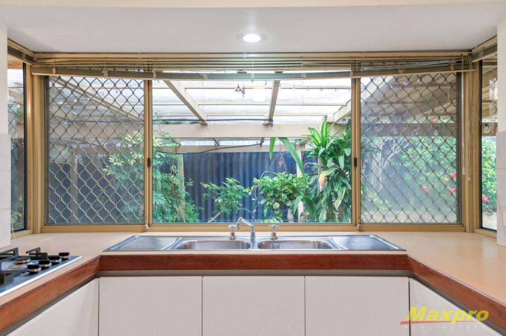 1 Crago Rd, Leeming, WA 6149