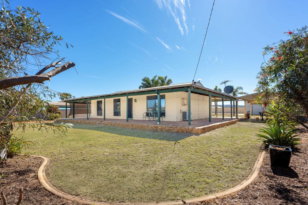106 Beattie Rd, Waggrakine, WA 6530