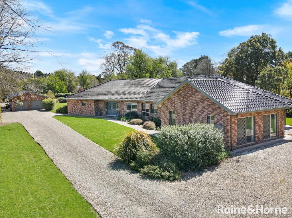 15 Elizabeth St, Burradoo, NSW 2576