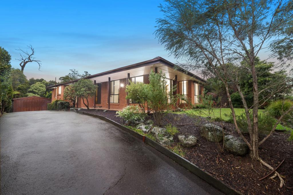 13 Harewood Cl, Boronia, VIC 3155