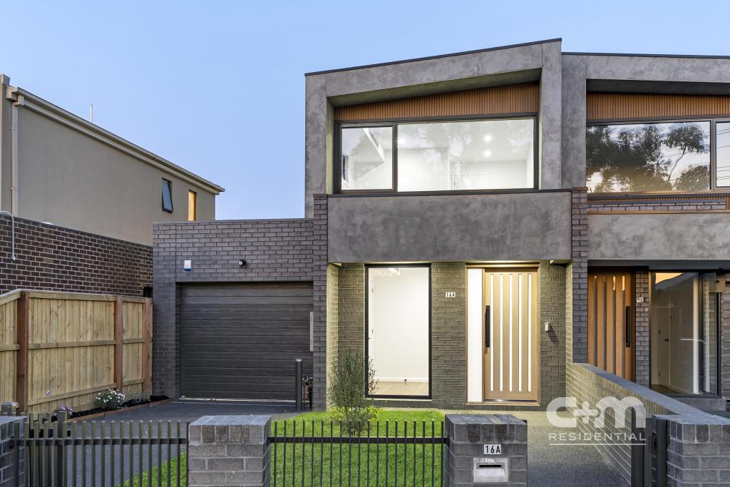 16a Grandison Gr, Oak Park, VIC 3046