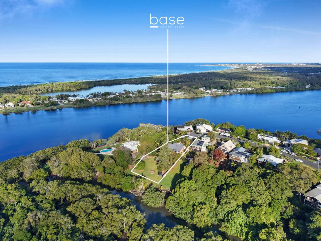 33 Hibiscus Pde, Banora Point, NSW 2486