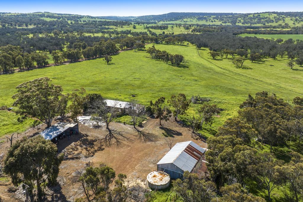 396 Wells Glover Rd, Bindoon, WA 6502