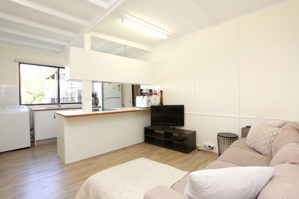 4/10-12 GARRICK ST, COOLANGATTA, QLD 4225