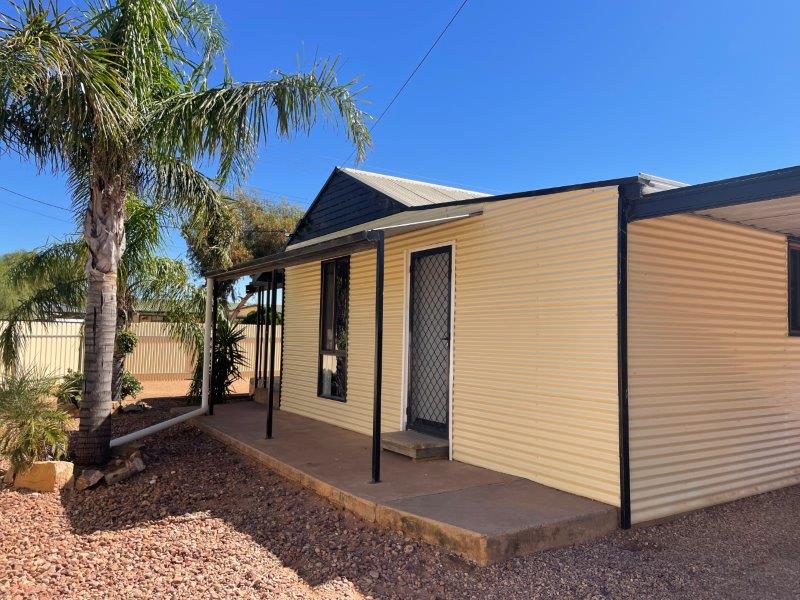 1 Brian St, Stirling North, SA 5710