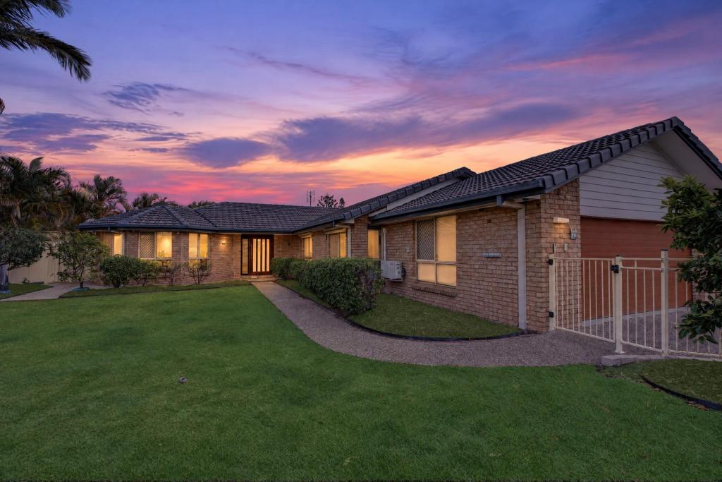 73 Monterey Keys Dr, Helensvale, QLD 4212