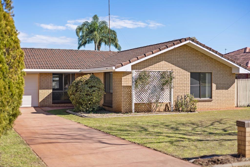 5 Jasmine Ct, Centenary Heights, QLD 4350