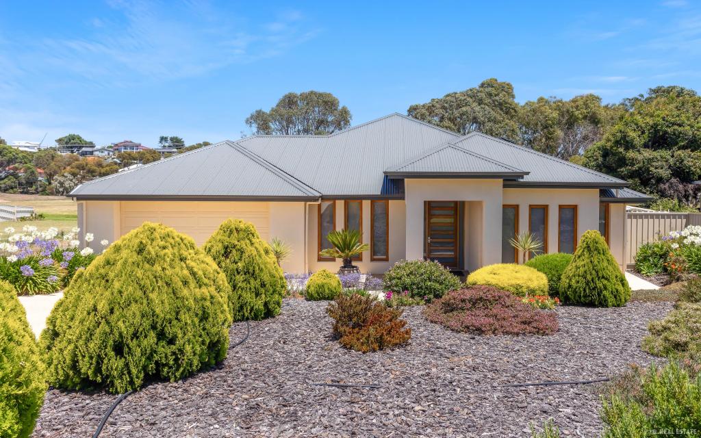 33 TYRONE ST, MCCRACKEN, SA 5211