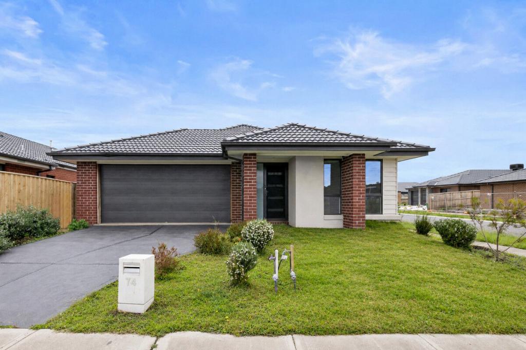 74 Dodson Rd, Officer, VIC 3809