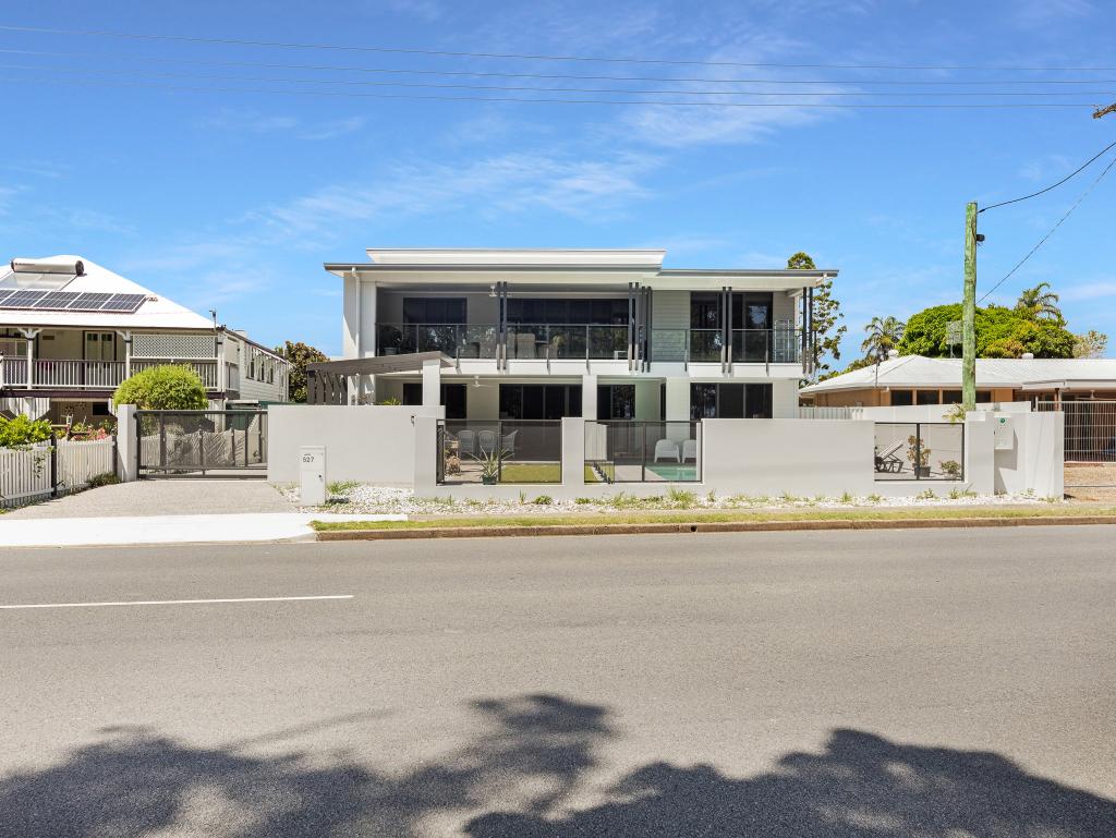 527 ESPLANADE, URANGAN, QLD 4655