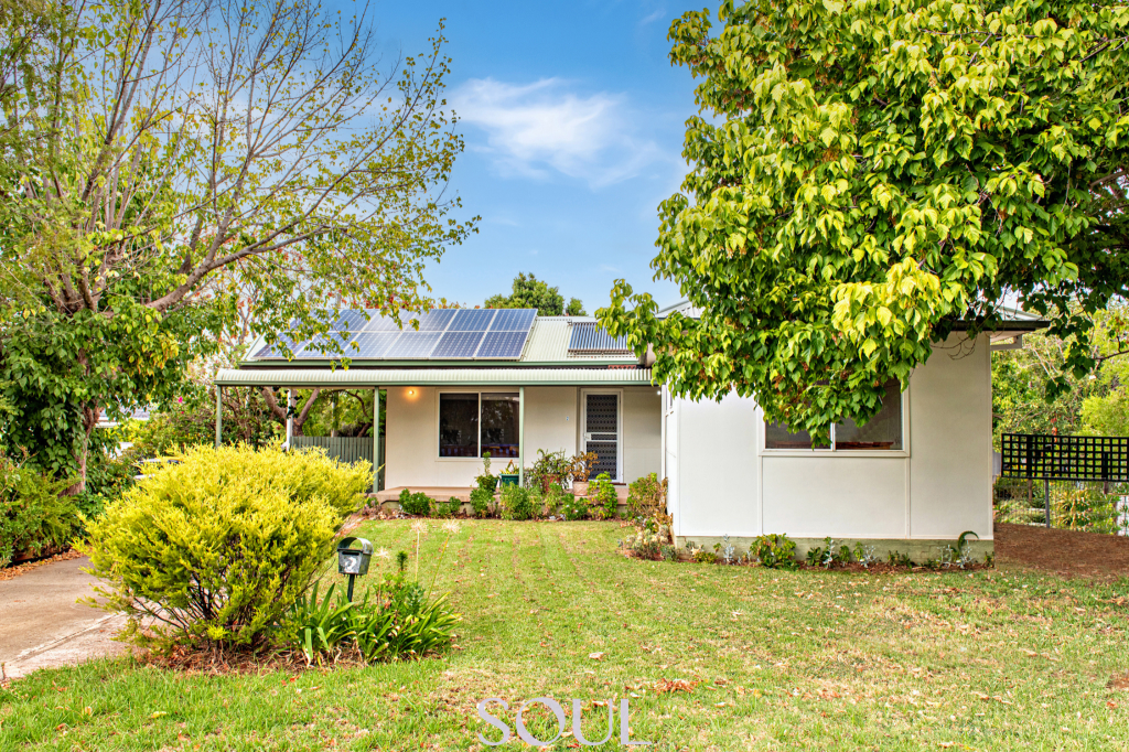 2 Cedar Cres, Griffith, NSW 2680