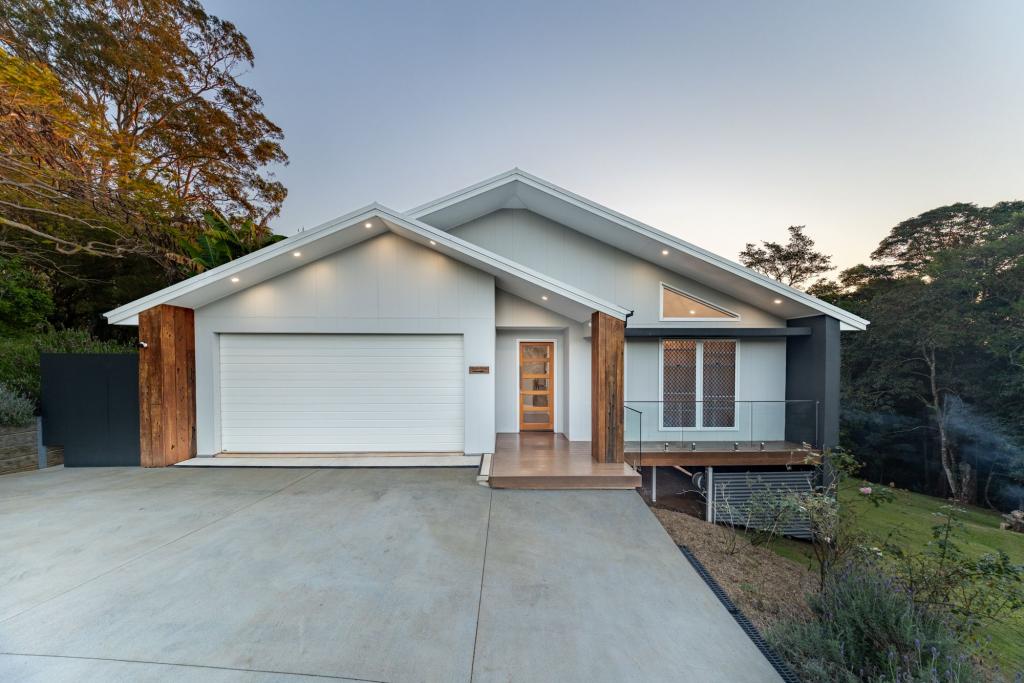 8 CYCAD PL, FLAXTON, QLD 4560