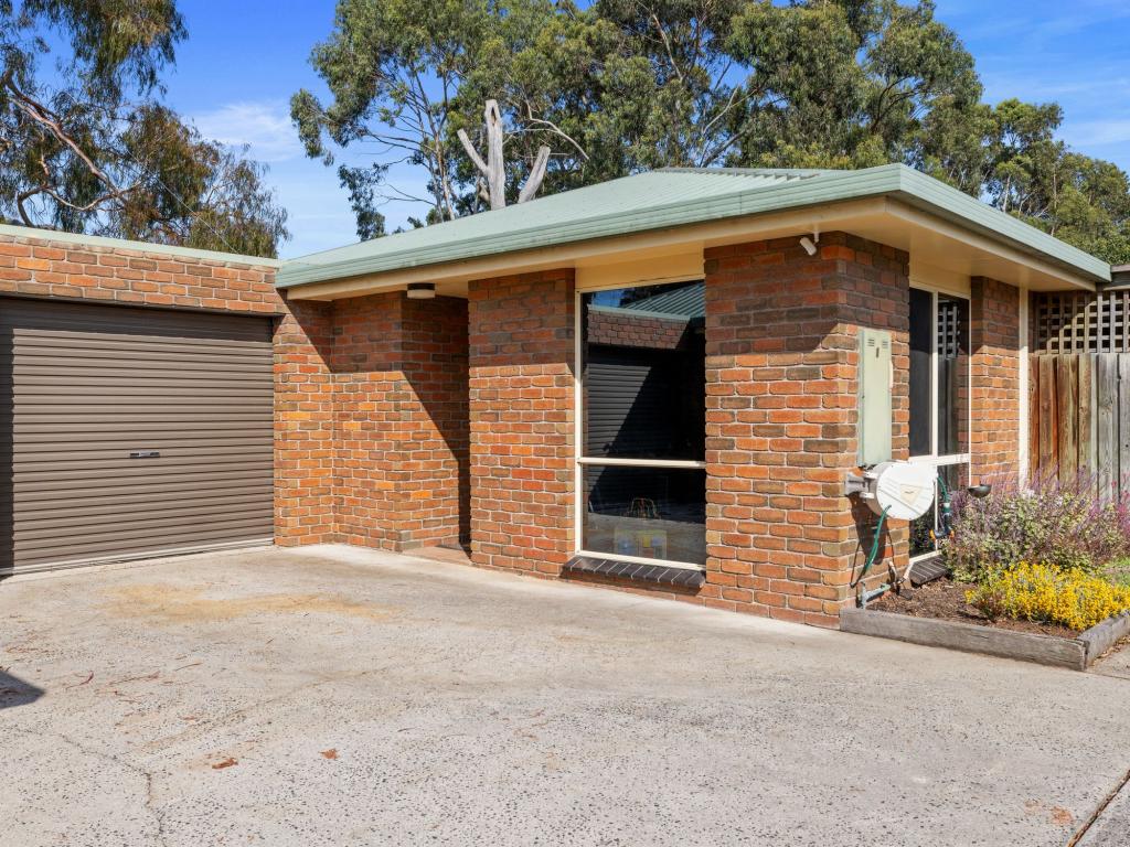 2/2 Conway St, Leongatha, VIC 3953