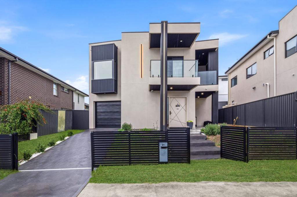 21 O'Rourke St, Campbelltown, NSW 2560