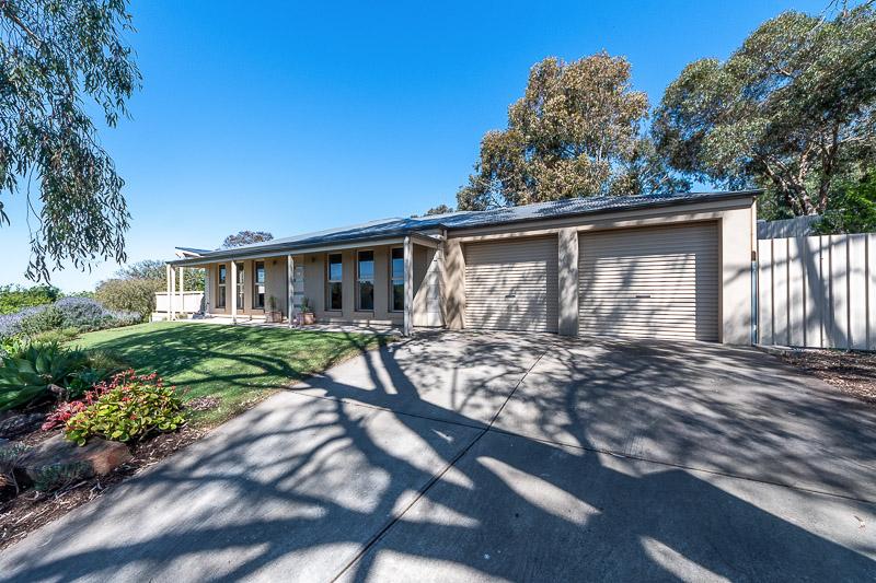 25 ALLARGUE ST, NAIRNE, SA 5252