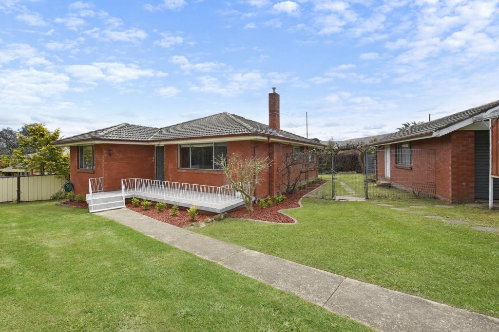 25 Maple Cres, Lithgow, NSW 2790