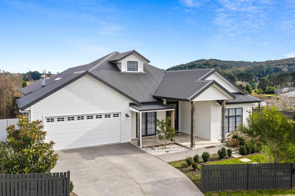 7 Ginahgulla Dr, Bowral, NSW 2576