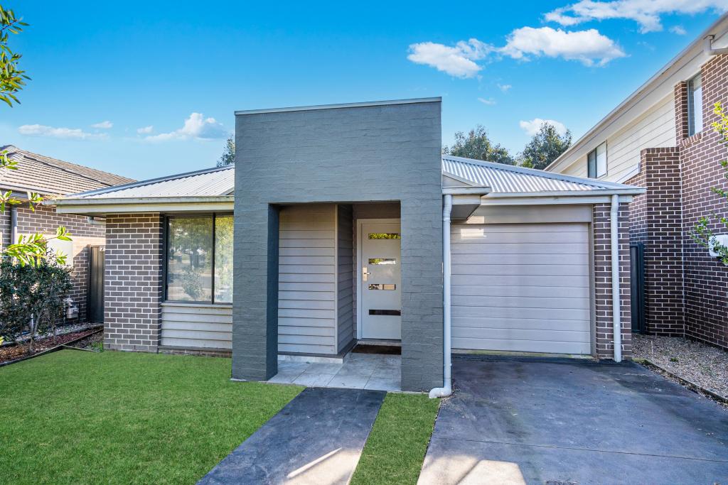 38 Wildflower Cir, Jordan Springs, NSW 2747